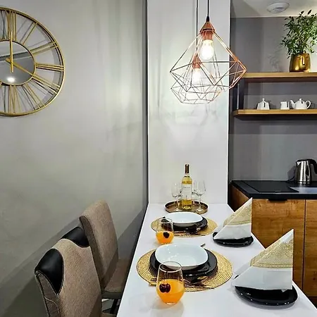 Malila Premium Cracow Lwowska 1 דירה *